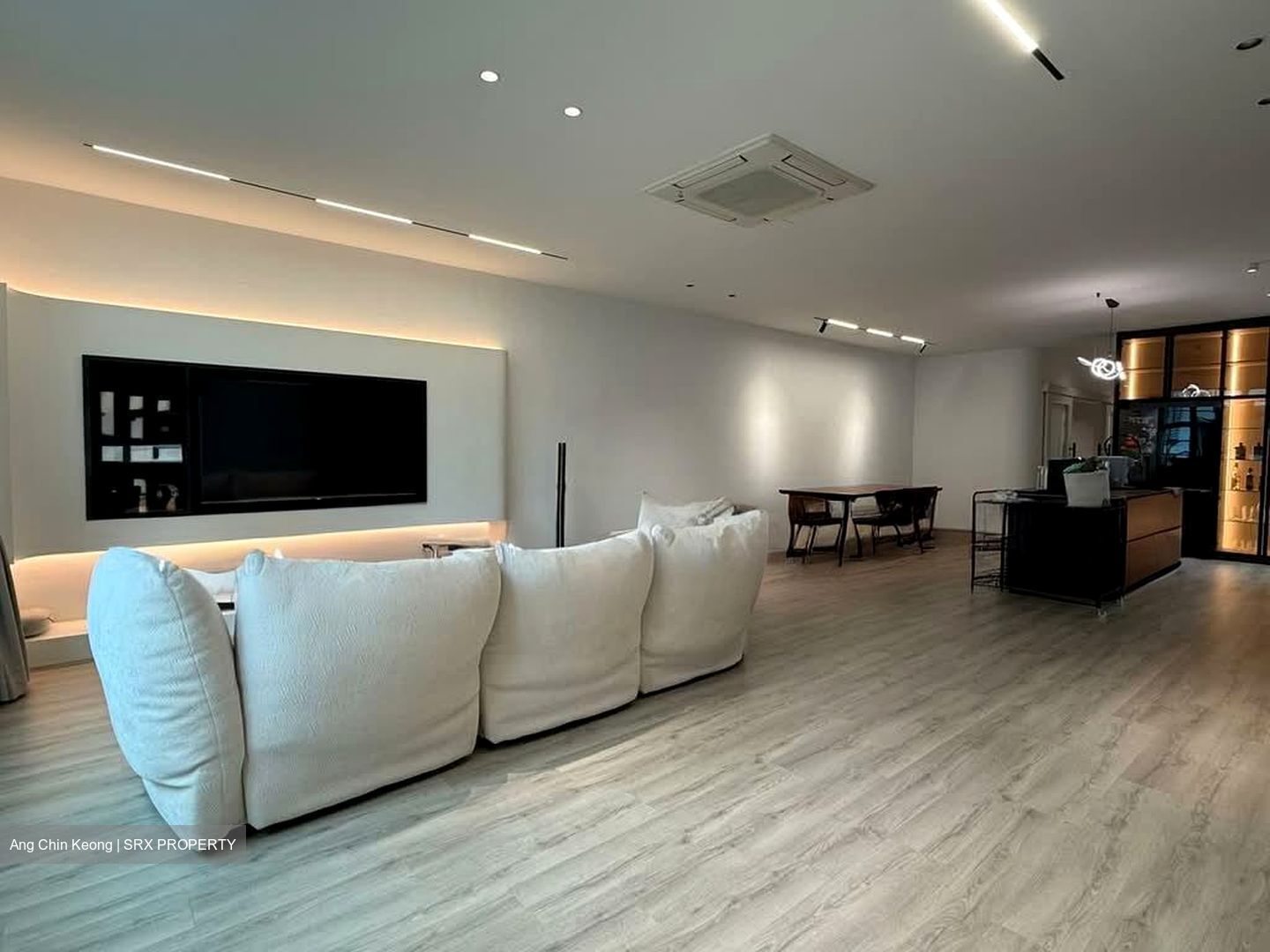 Onan Court (D15), Apartment #563056131